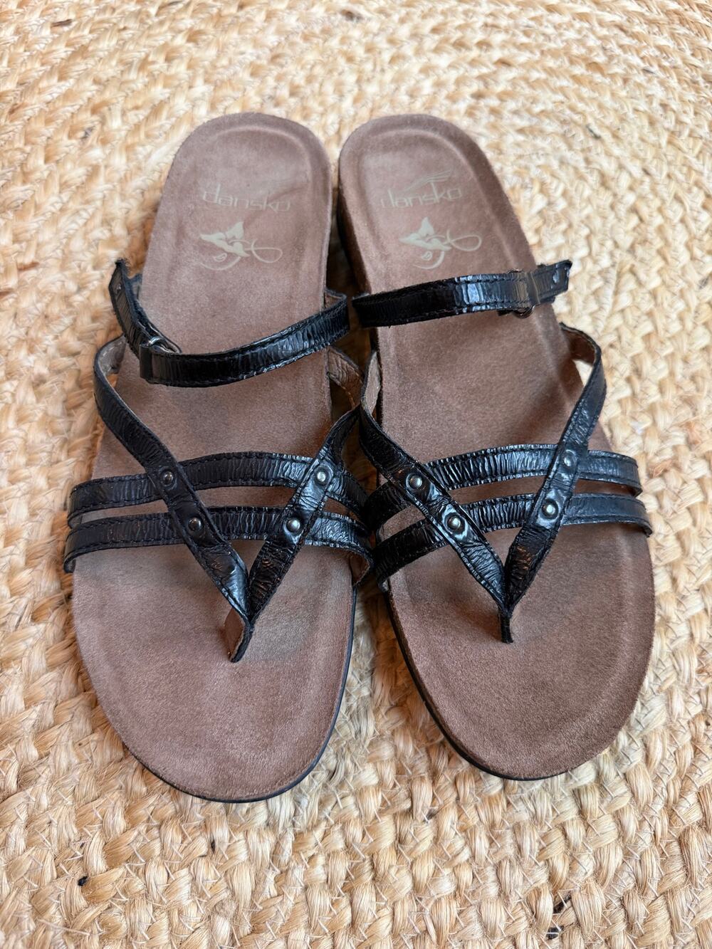 Dansko Black Leather Criss Cross Strappy Comfort Sandals Size EU 39 / US 8.5-9
